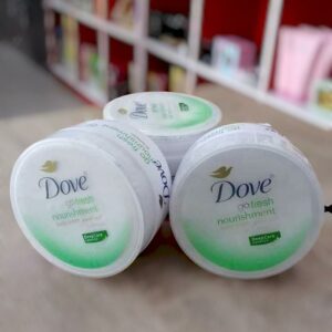 Dove Essential Nourishment Body Cream For Dry Skin - 300 ml - Image 3