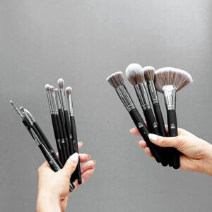 13 Pcs B.H Cosmetics Studio Pro Brush Set Beautiful essential makeup brushes - Image 5