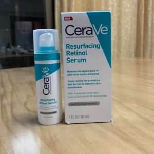CeraVe Resurfacing Retinol Serum For Post Acne Marks, Formulated With Licorice Root Extract & Niacinamide, Brightening Serum & Pore Minimizer For Face, Post Acne Skin Barrier Repair, Non-Comedogenic - 30ml - Image 4