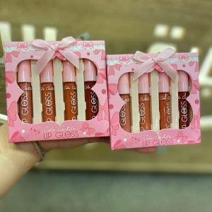 4-Piece Color Castle Bow Lip Gloss Set â€“ Cute Bow Design, Vibrant Shades, Smooth & Glossy Finish - Image 3