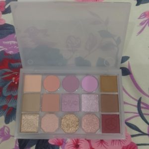 Biya Makeup High Pigmented Eyeshadow Palette Makeup Cosmetics 15 Colors Powder Glitter Eyeshadow Palette - Image 6