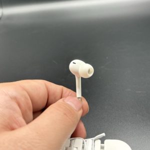 Apple Ear Headphones Wired Earphone for iPhone Microphone Ear Phone - Hands-Free | Handsfree For Mobile Phone - Without Box - Random Color - Image 6