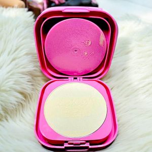 Kashees BB HD Matte And Poreless 2 In 1 Face Powder – Flawless Lightweight And Long Lasting Compact For Smooth And Radiant Skin - Image 2