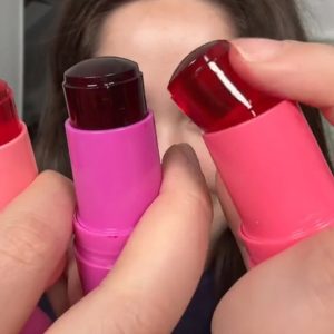 Pack 4 Milk Makeup Blush High Pigment Jelly Tint, Refreshing & Hydrating Long-lasting Colour Jelly Tint (Random color) - Image 2