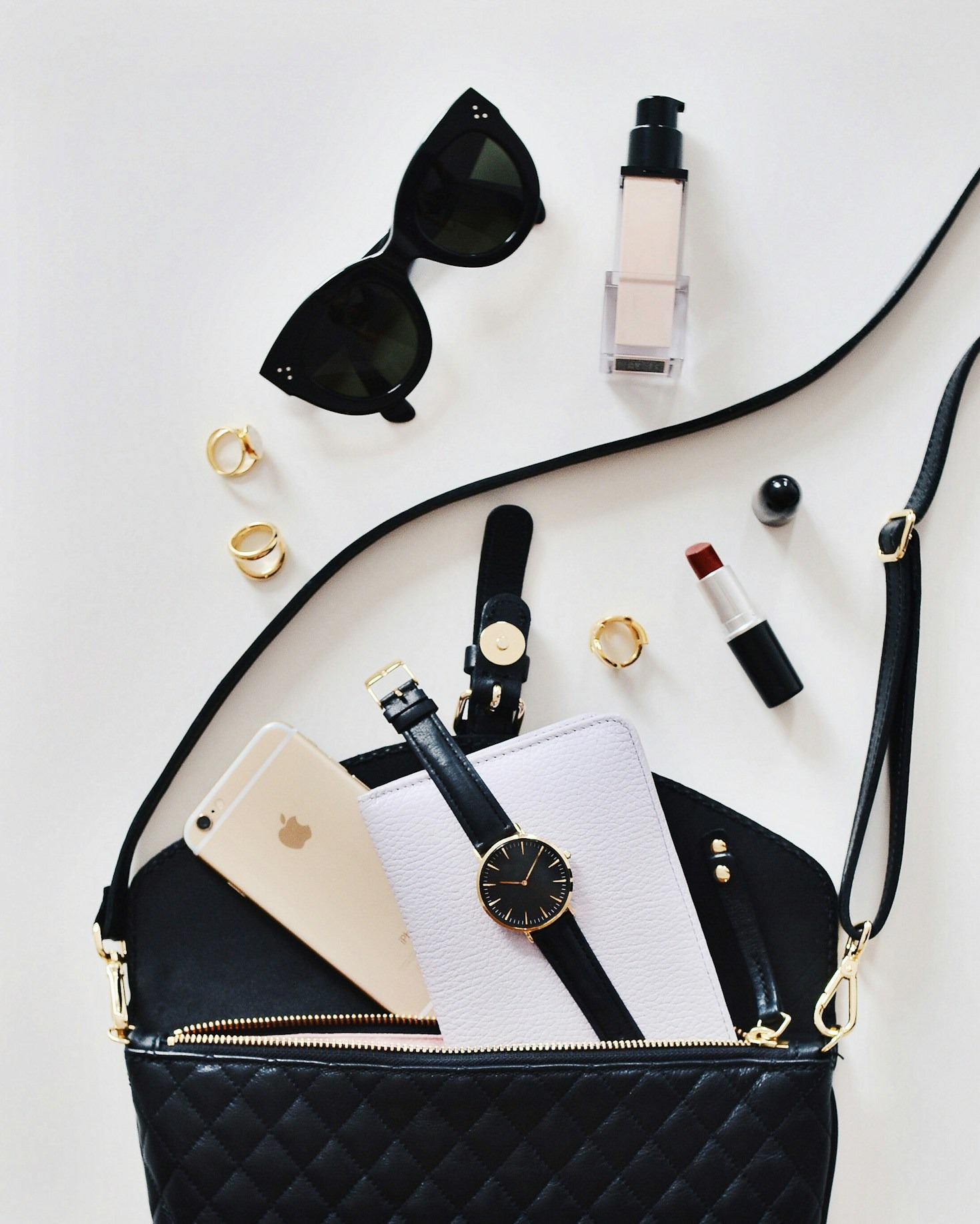 Perfect Pairings: Shoes and Fashion Accessories