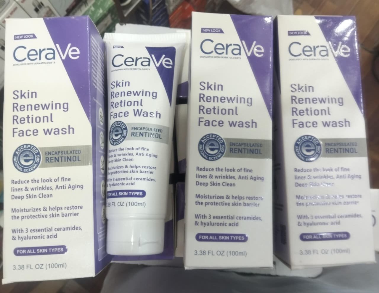 Renewing Retinol Face Wash – Anti-Aging Cleanser with Ceramides & Hyaluronic Acid for All Skin Types (100ml) - Image 4