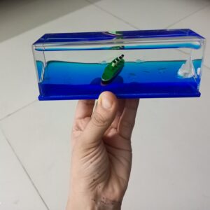 Titanic Unsinkable Fluid Drift Bottle – Acrylic Cruise Ship Decor with Iceberg Scene | Relaxing Liquid Motion Display for Car Dashboard & Home - Image 5
