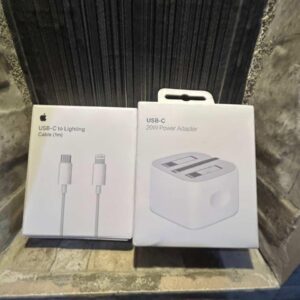 20W USB-C Power Adapter + USB-C to Lightning Fast Charging Cable (1m) Set - Image 5