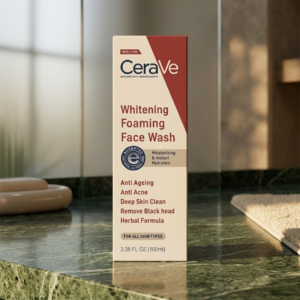CeraVe Foaming Face Wash – Brightening Cleanser with Ceramides for Normal to Oily Skin (100ml) - Image 3