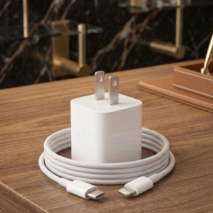 20W USB-C Power Adapter + USB-C to Lightning Fast Charging Cable (1m) Set - Image 1