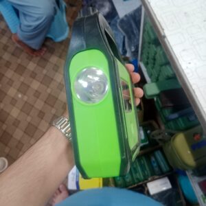 Portable Solar LED Flood Light Emergency Work Light With Carry Handle - Image 5